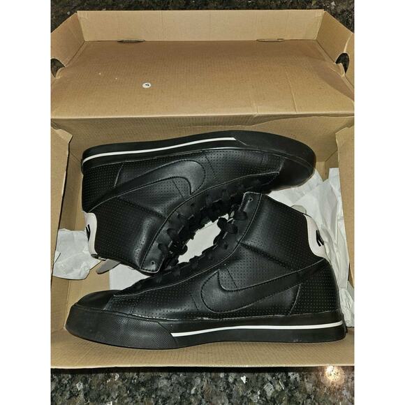 Nike Blazer Mid Black Perforated Leather High Tops Size 11.5 Mens - Picture 2 of 10
